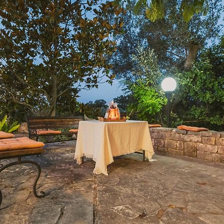 Trulli Country House Carla'S Secret Castellana Grotte Exterior photo