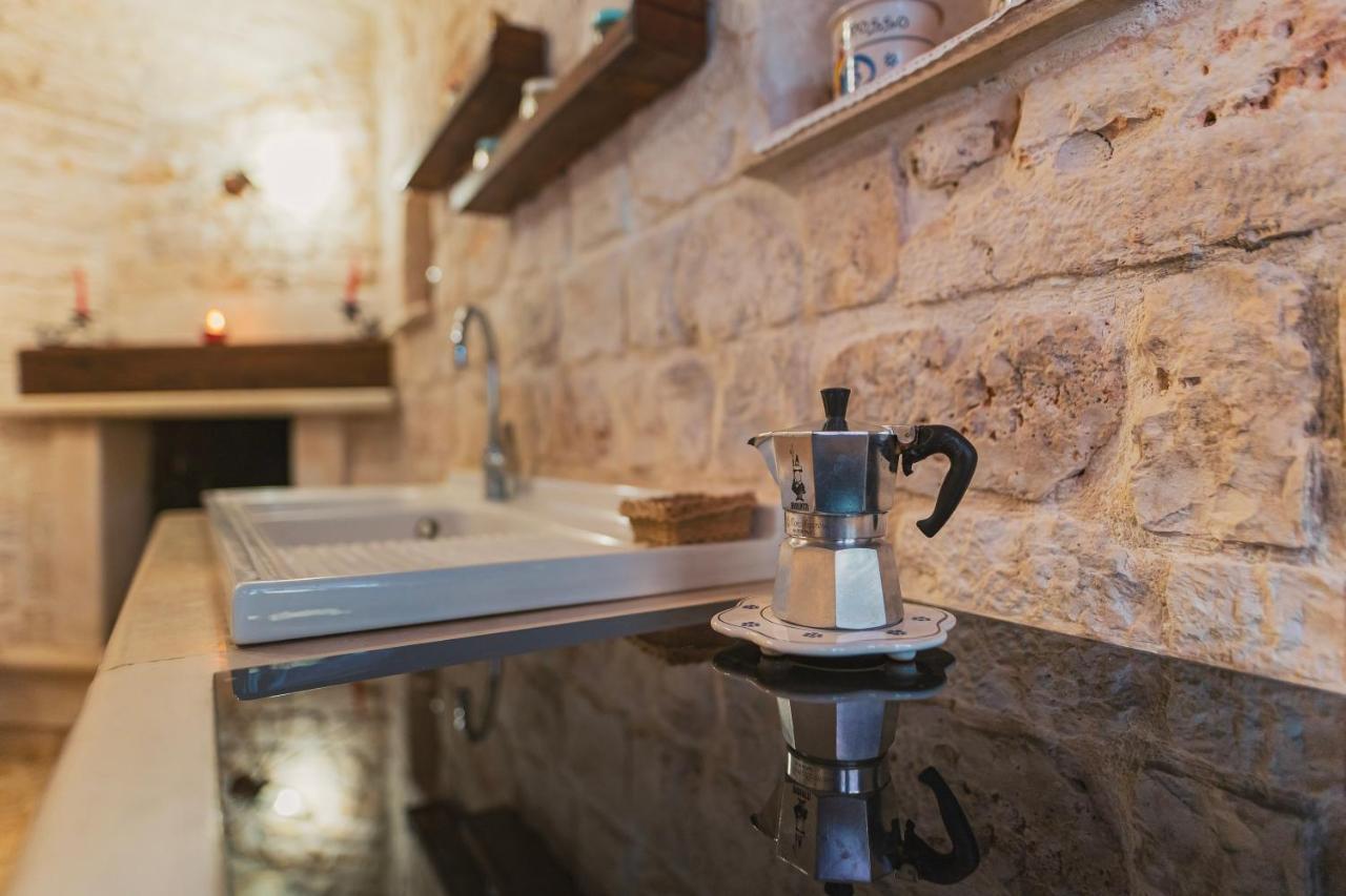 Trulli Country House Carla'S Secret Castellana Grotte Exterior photo