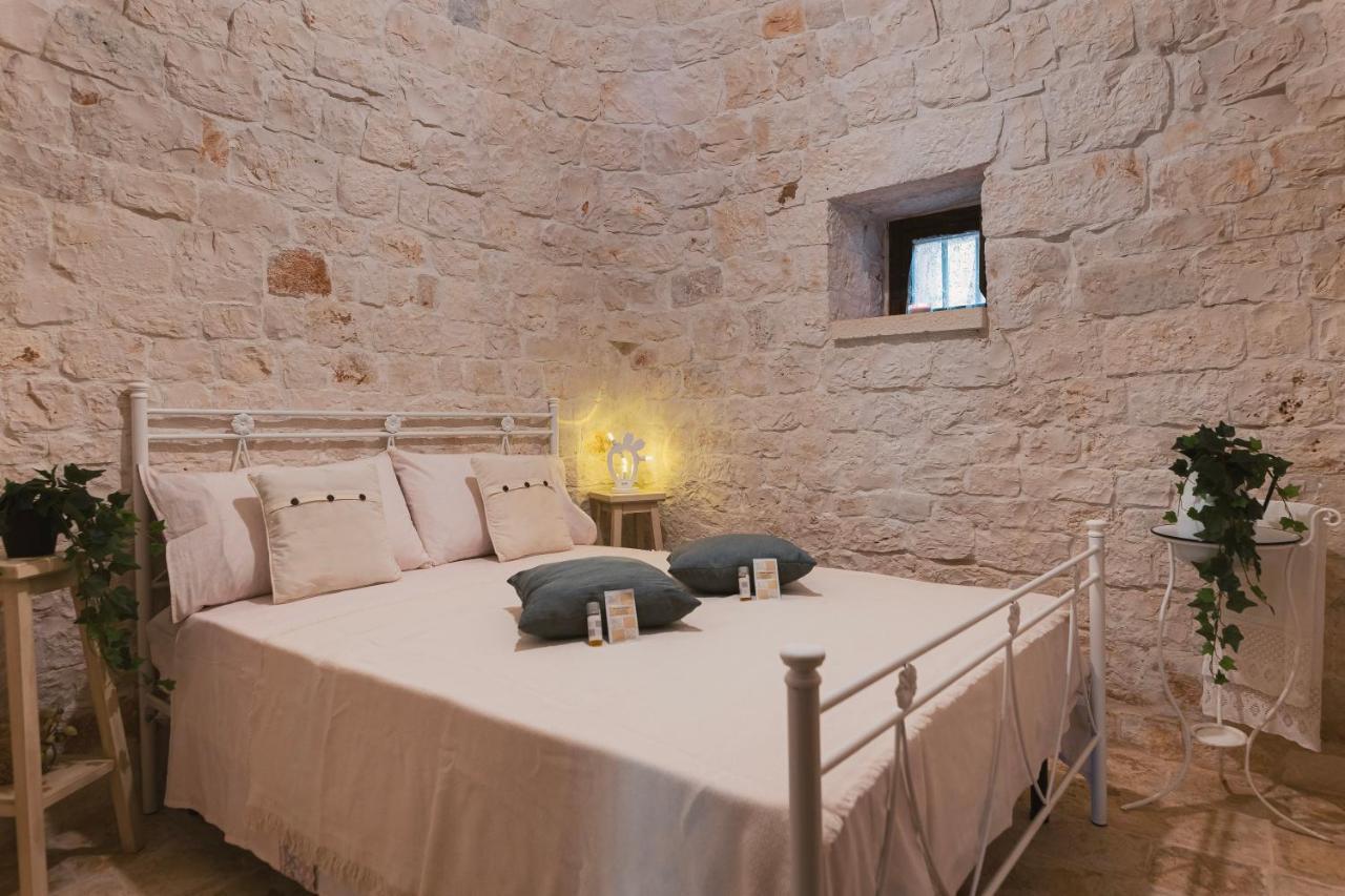 Trulli Country House Carla'S Secret Castellana Grotte Exterior photo