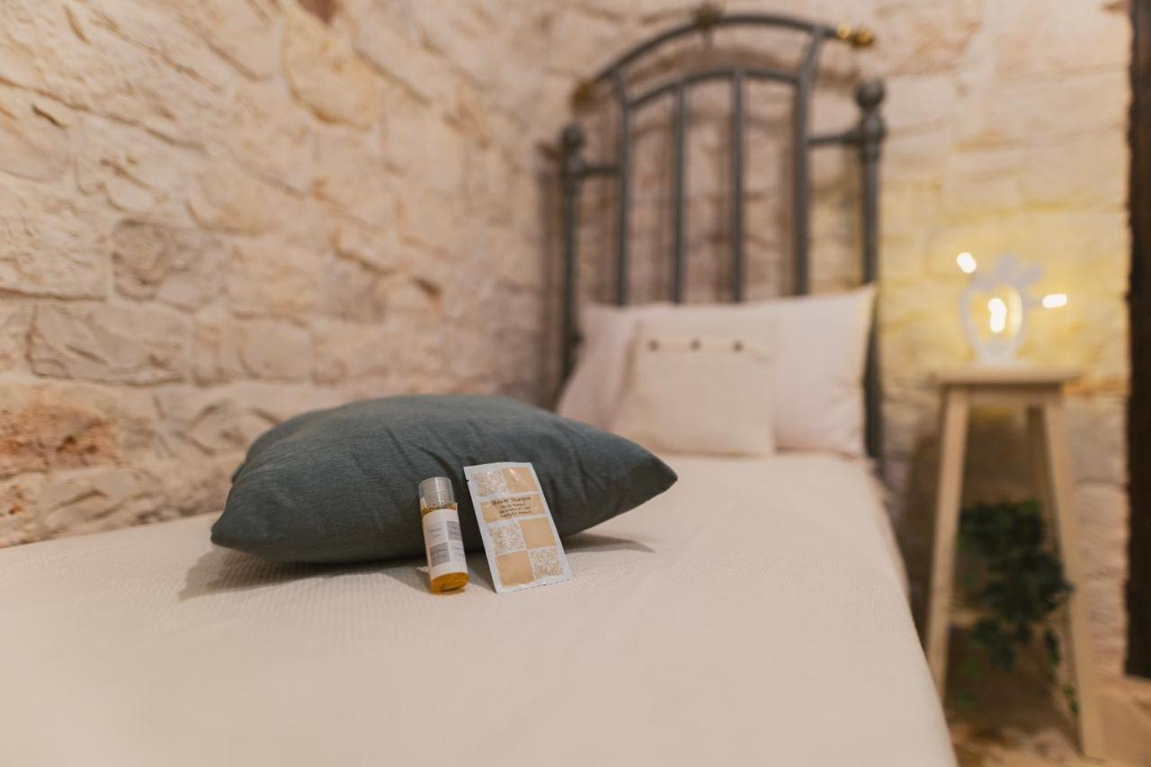 Trulli Country House Carla'S Secret Castellana Grotte Exterior photo